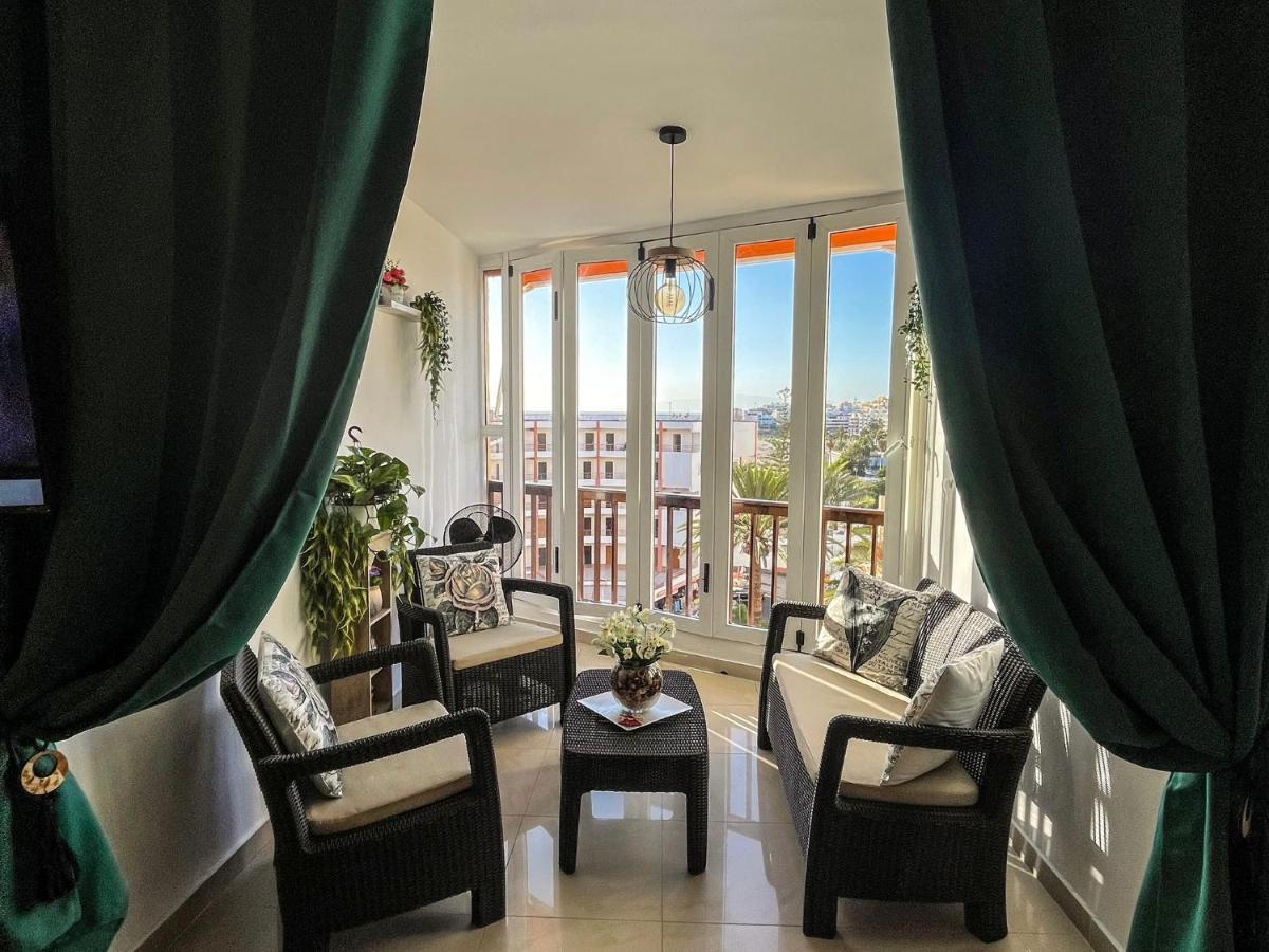 Luxory Dreamy Sunset, Seafront, Direct Access To The Promenade,Wifi,Pool,Free Parking Apartment Los Cristianos  Bagian luar foto
