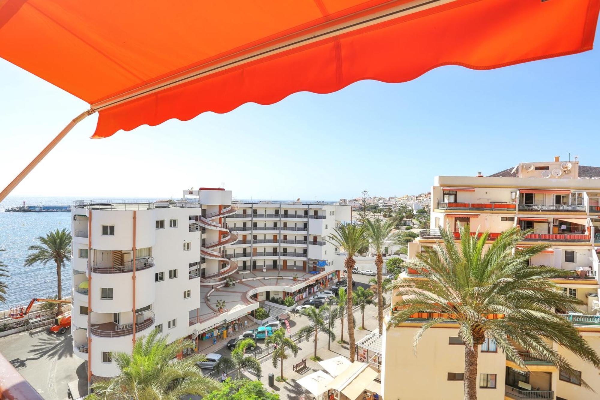 Luxory Dreamy Sunset, Seafront, Direct Access To The Promenade,Wifi,Pool,Free Parking Apartment Los Cristianos  Bagian luar foto