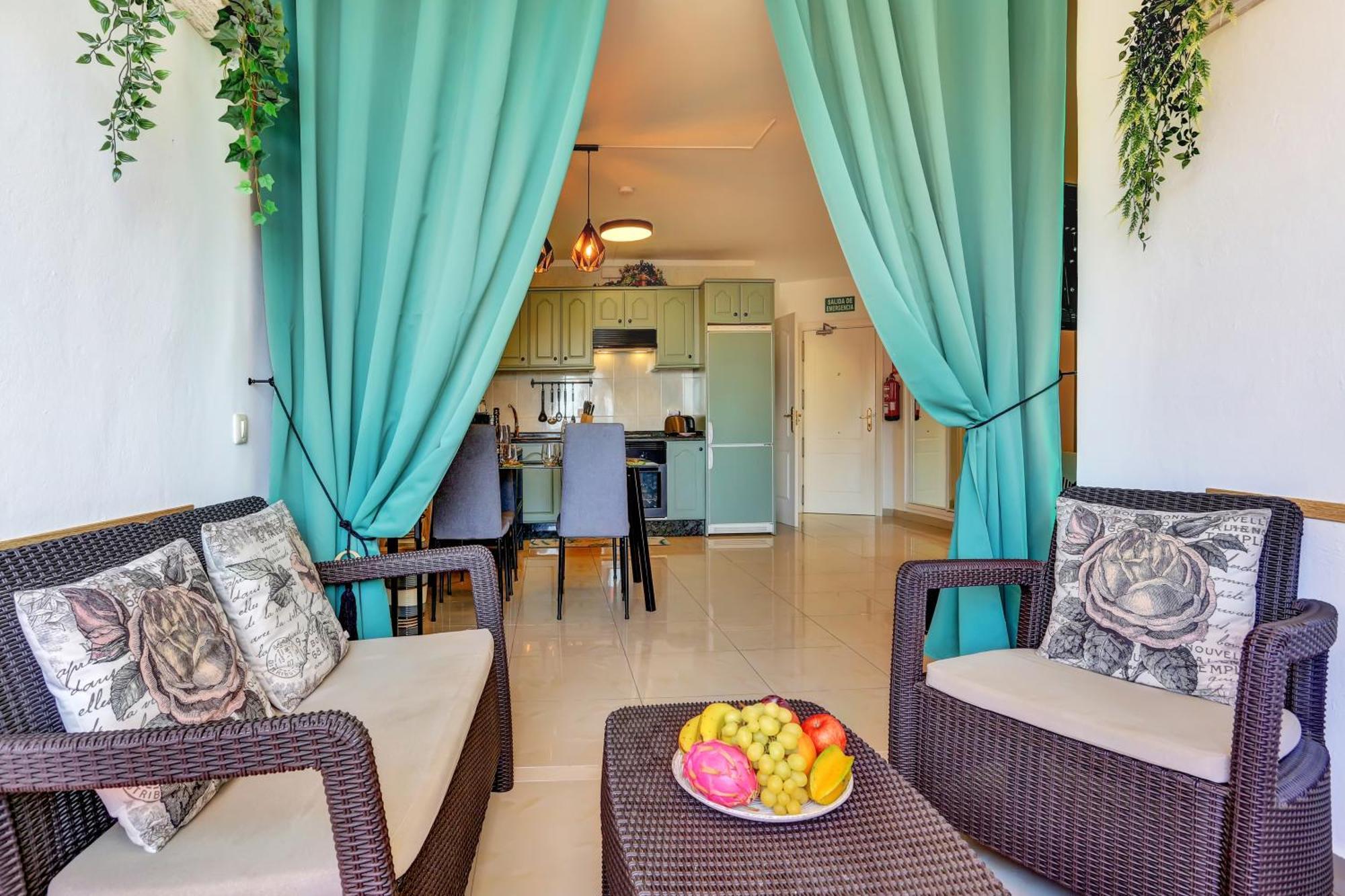 Luxory Dreamy Sunset, Seafront, Direct Access To The Promenade,Wifi,Pool,Free Parking Apartment Los Cristianos  Bagian luar foto