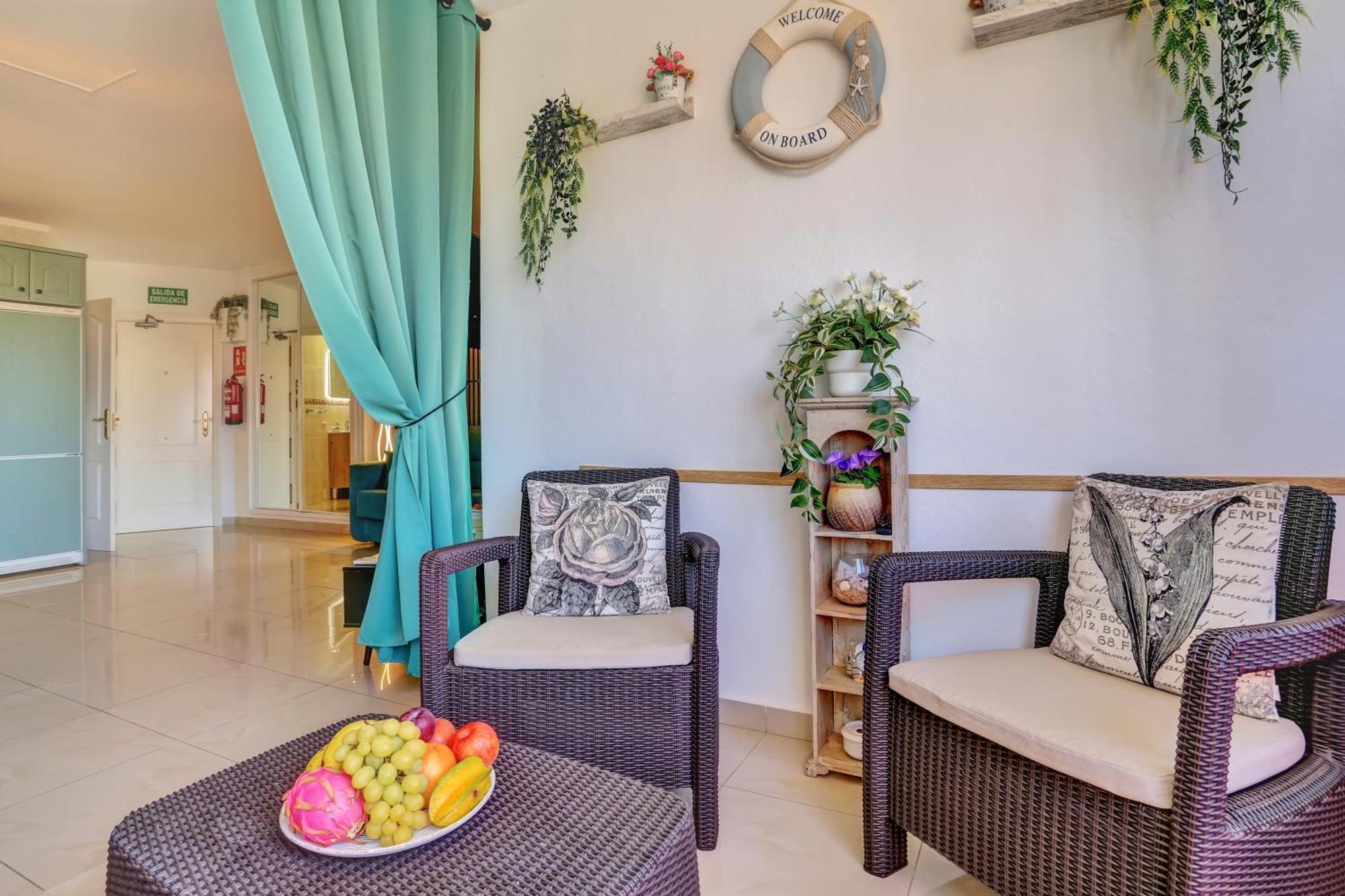 Luxory Dreamy Sunset, Seafront, Direct Access To The Promenade,Wifi,Pool,Free Parking Apartment Los Cristianos  Bagian luar foto