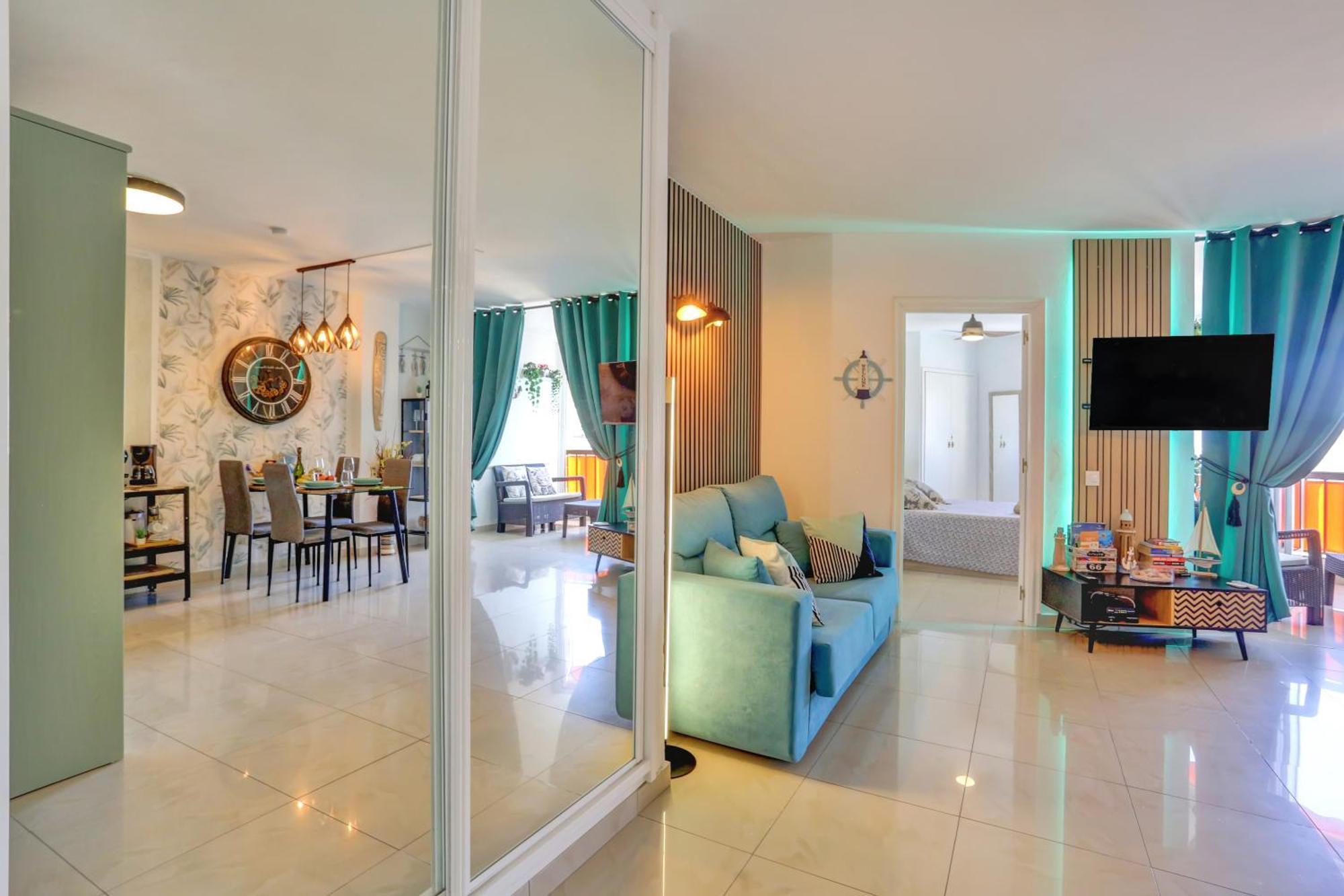 Luxory Dreamy Sunset, Seafront, Direct Access To The Promenade,Wifi,Pool,Free Parking Apartment Los Cristianos  Bagian luar foto