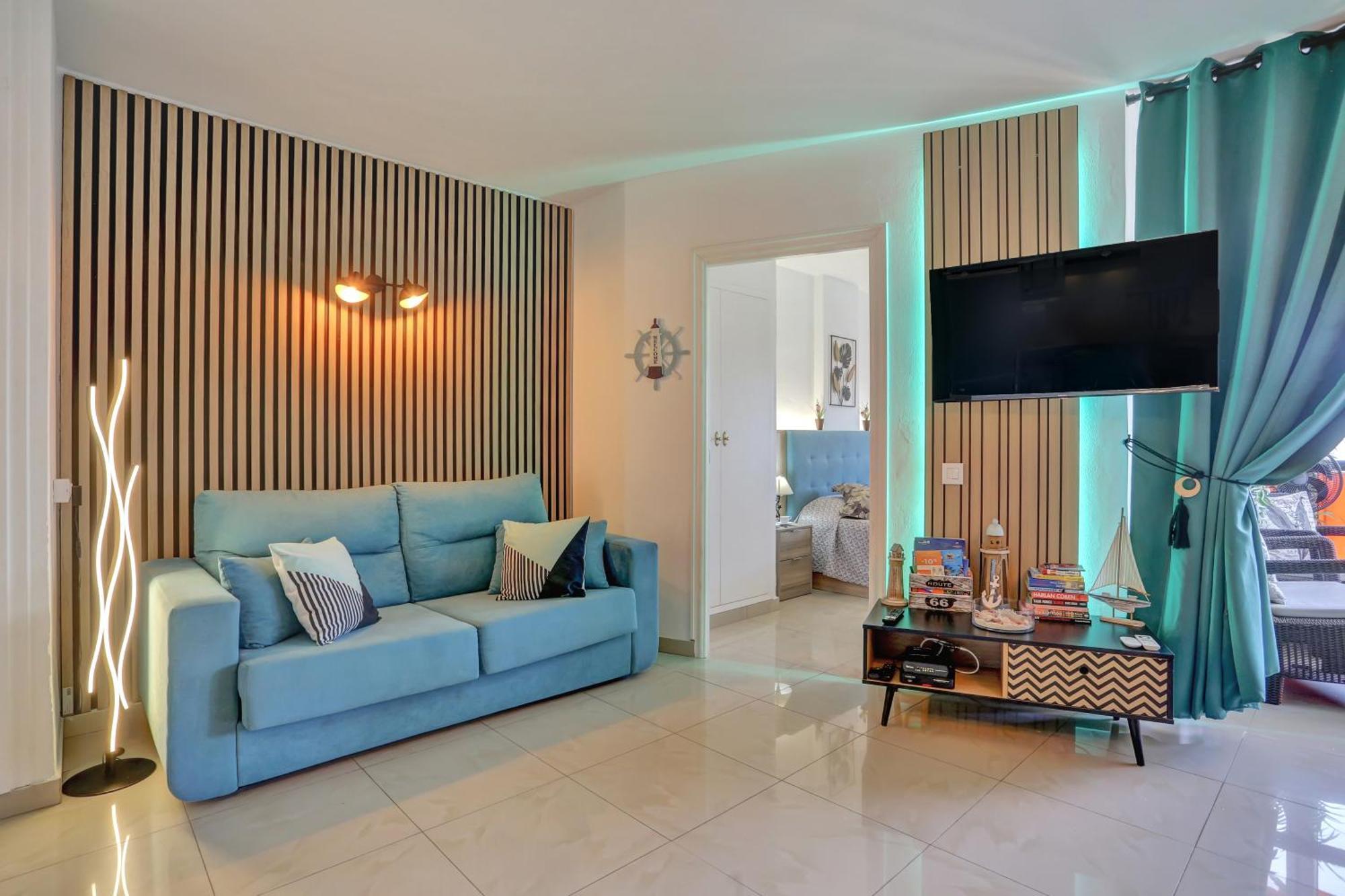 Luxory Dreamy Sunset, Seafront, Direct Access To The Promenade,Wifi,Pool,Free Parking Apartment Los Cristianos  Bagian luar foto